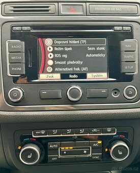 Volkswagen Tiguan 2.0TDI MANUÁL NAVI-KAMERA-LED-Bi XENON-ČR - 20