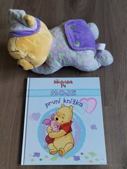 Kniha pro miminko s hrajícím medvídkem Pú - 20