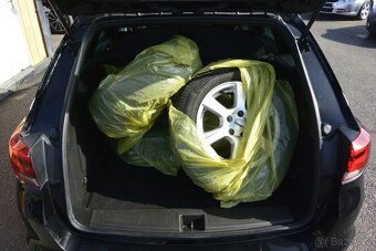 PRODÁM Opel Astra 1.6CDTi ST Cosmo - 20