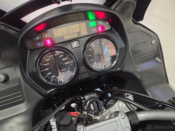 Honda XL 1000 V Varadero - 20