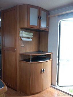 Prodám karavan Hymmer eriba nova - 20
