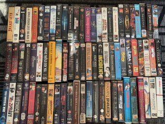 Prodám VHS Videokazety +800ks - 20