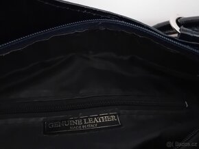 Genuine Leather dámská kabelka batůžek 2v1 kožená nová - 20
