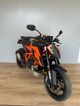 KTM 1290 Super Duke R - 20