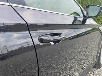 Škoda Superb 2.0 TDI 110 kW DSG PREMIUM EDITION - 20