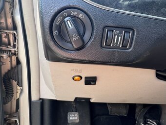 Chrysler Town Country 3,6 LPG Limited DVD 2014 - 20