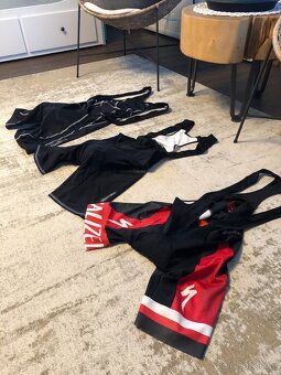 6 dílný cyklistický set, šortky, dres, rukavice, ponožky - 20