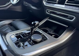 BMW X5, M50i V8 - 20