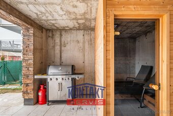 Prodej luxusního apartmánu 3+KK se saunou, terasou a zahrado - 20