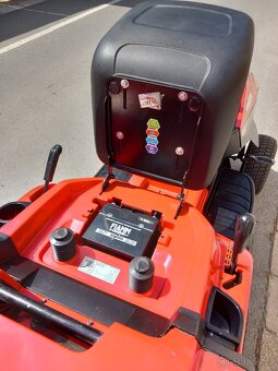 Prodám zahradní traktor Castelgarden XDC 140 - 20