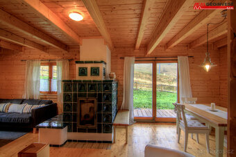 Dvě  horské chaty navzájem propojené ,  240m2, pozemek 834m2 - 20