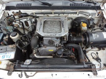 Nissan Double Cab 2.5 TD 4x4 redukce tažné 3T ČR - 20