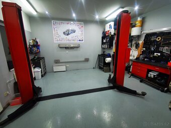 Pronájem-prodej rodinného domu s autodílnou - 20