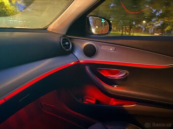 Mercedes Benz E220d 4.Matic - 20