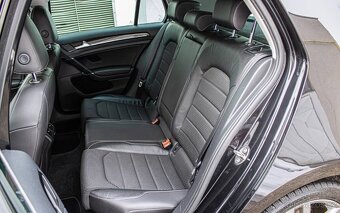 Volkswagen Golf 7 1.4TSI 125k R-Line Highline M6 (SK pôvod) - 20