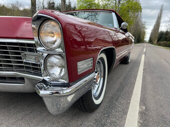 1967 Cadillac Deville Convertible - 20