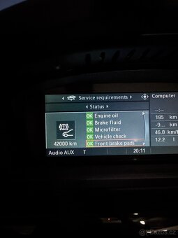 BMW e91 330i - 20