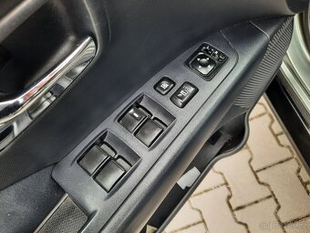 Citroën C-Crosser, 2,2 HDi 115kW  7-MÍST  KLIMA - 20