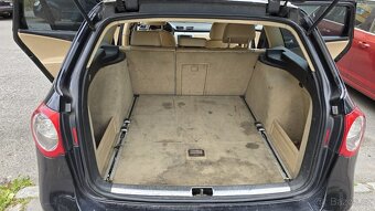 Volkswagen Passat B6 s motorem 2.0 TDI,103kw, rok výroby 200 - 20