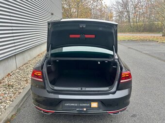 Volkswagen Passat,  2.0 TDi R-Line/DSG/ACC/DPH - 20