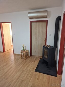 Prodej vyvoňaného 3 + 1 bytu v Kroměříži - 20