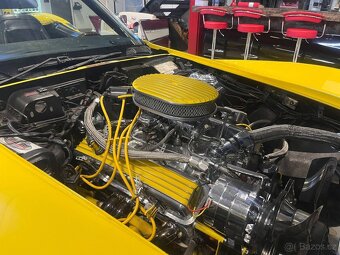 Chevrolet Corvette Stingray Convertible z roku 1972 - 20