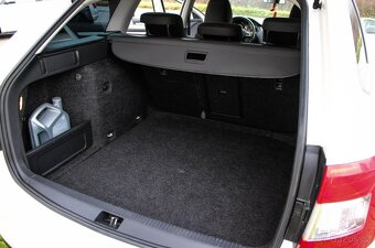 Škoda Octavia Combi 1.6 TDI 110k Active - 20