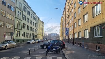 Nebytový prostor - ateliér 52m2 Praha Libeň - 20