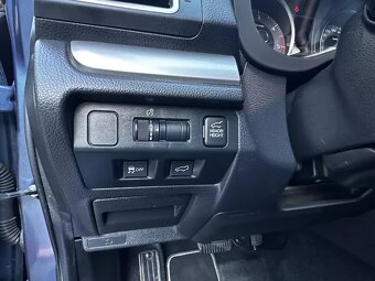 Subaru Forester 2.0 D 4x4 Kůže Navi Xenony Panorama Tažné 2t - 20