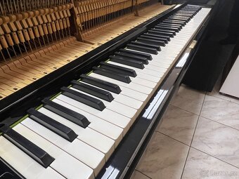 C-Bechstein mod. 8 se zárukou 5 let. Doprava zdarma - 20