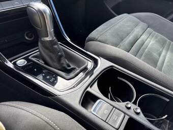 Vw Touran HIGHLINE 2,0TDI 110kw DSG 2015 1.maj 128 265km DPH - 20