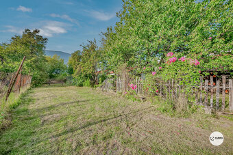 Bytová jednotka 3+KK, 65 m2 po rekonstrukci se zahradou v ob - 20