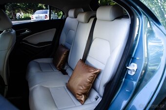 Mercedes-Benz A trieda 180 BlueEFFICIENCY Urban /T - 20