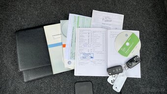 VW EOS 2.0TDI CLIMATRONIC KŮŽE NAVI - 20