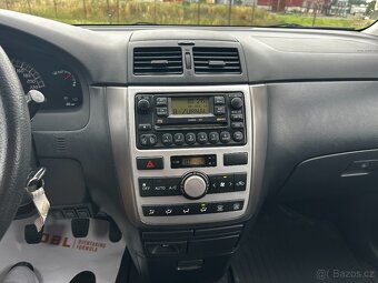TOYOTA AVENSIS VERSO 2.0 110kW - 20