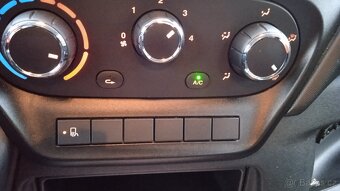 IVECO DAILY 35S14 2,3HPi100kw,rv2019,DOUBLECAB 6-MÍSTNÝ - 20