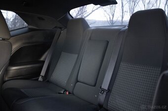 Dodge Challenger 5,7 HEMI RT - 20