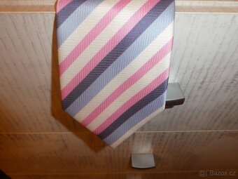 Kravaty a motýlek - 20