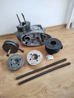 Prodám díly na Jawa 250/353 kývačka a jawa 250/559 panelka - 20