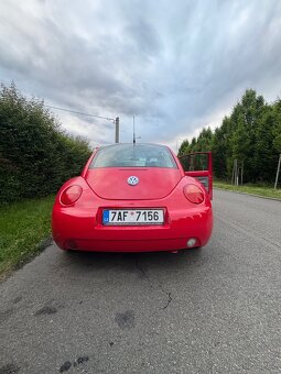 VW NEW BEETLE 2.0 - 20