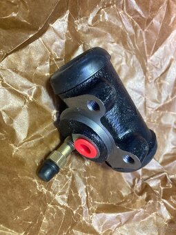 Gaz 69 predám nove pneu 6,50/16 - 20