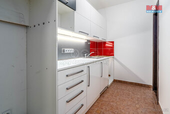 Prodej rodinného domu, 272 m², Jeneč, ul. Západní - 20