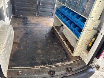 VW Caddy MAXI 1,6 TDI, r.v. 11/2011, původ ČR - 20