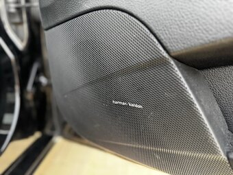 320CDI 4-Matic kombi Kůže Facelift Xenon Harman Kardon - 20