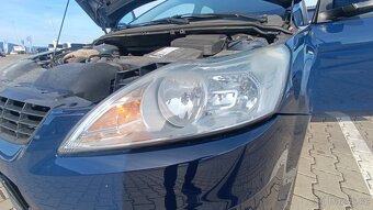 Ford Focus 1.4 benzín - 20