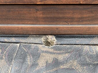 starožitné křeslo - 20