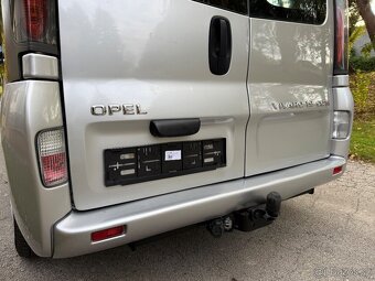 Opel Vivaro Life 1.9 Cdti 100ps • 9- miestný buss • - 20