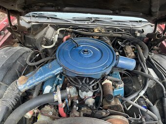 Lincoln Continental Mark IV - 20