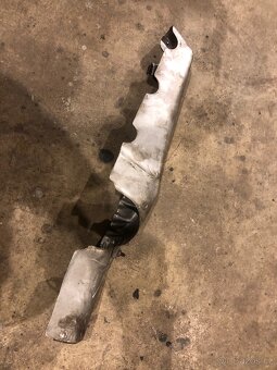 BMW e61 - náhradní díly - 20