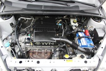 Toyota Yaris 1.0 VVT-i, KLIMA, bez koroze - 20